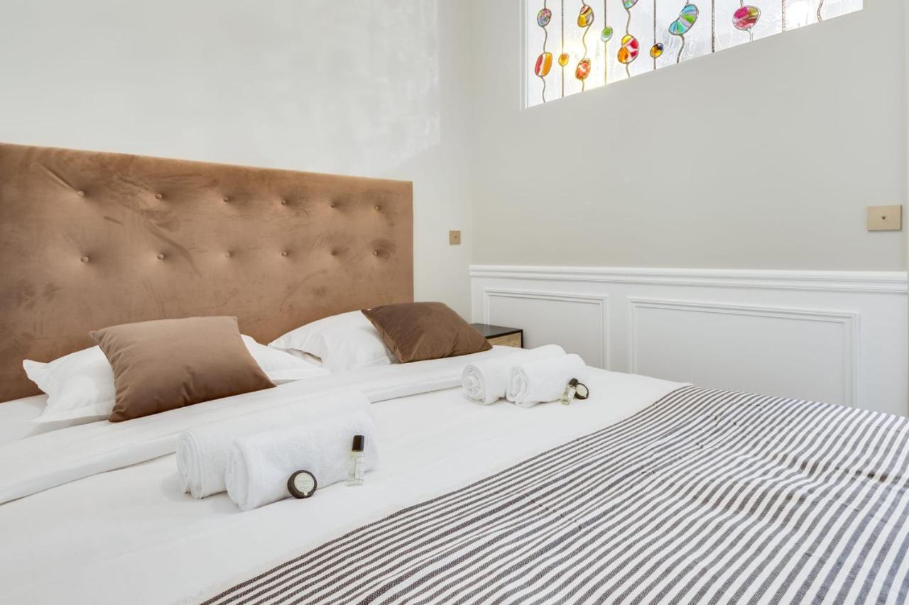 Guestready - Lovely Flat In Central Paris Near Notre-Dame Lägenhet Exteriör bild